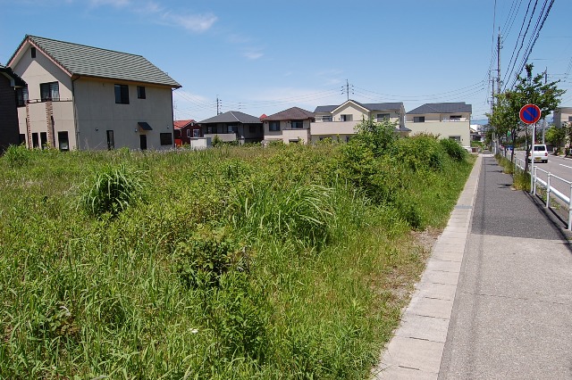 整備前の空き地